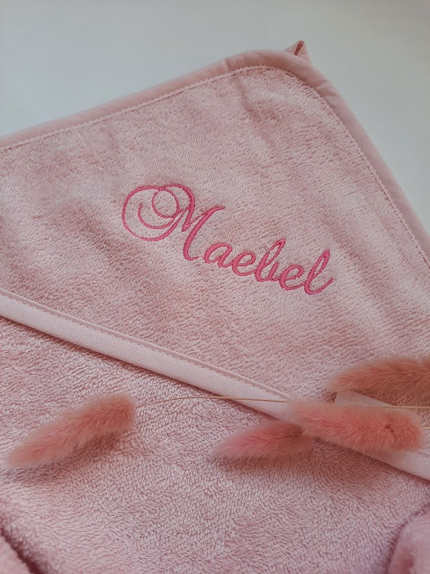 Badcape met naam - Maebel